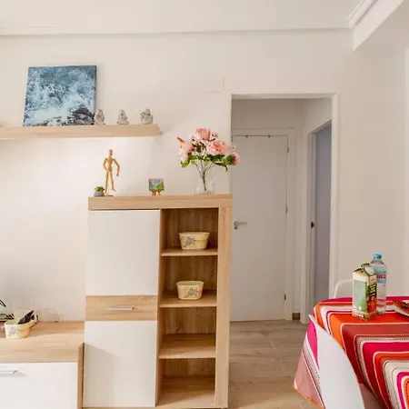 Petit Cocon - Piscine - 5 Minutes A Pied Apartment