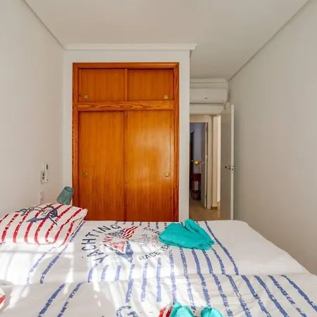 Apartment Petit Cocon - Piscine - 5 Minutes A Pied